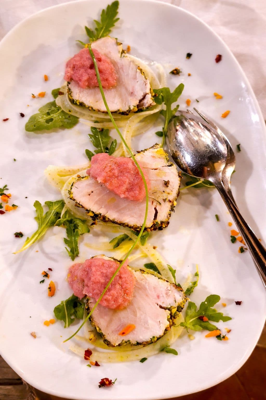 Tonno in crosta di pistacchio