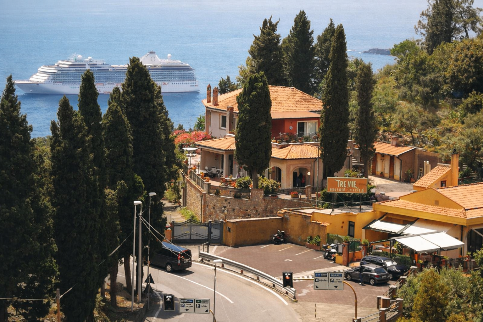 Osteria Le Tre Vie interior